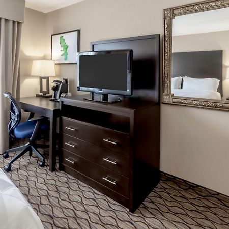 Holiday Inn Milwaukee Airport By Ihg Exterior foto