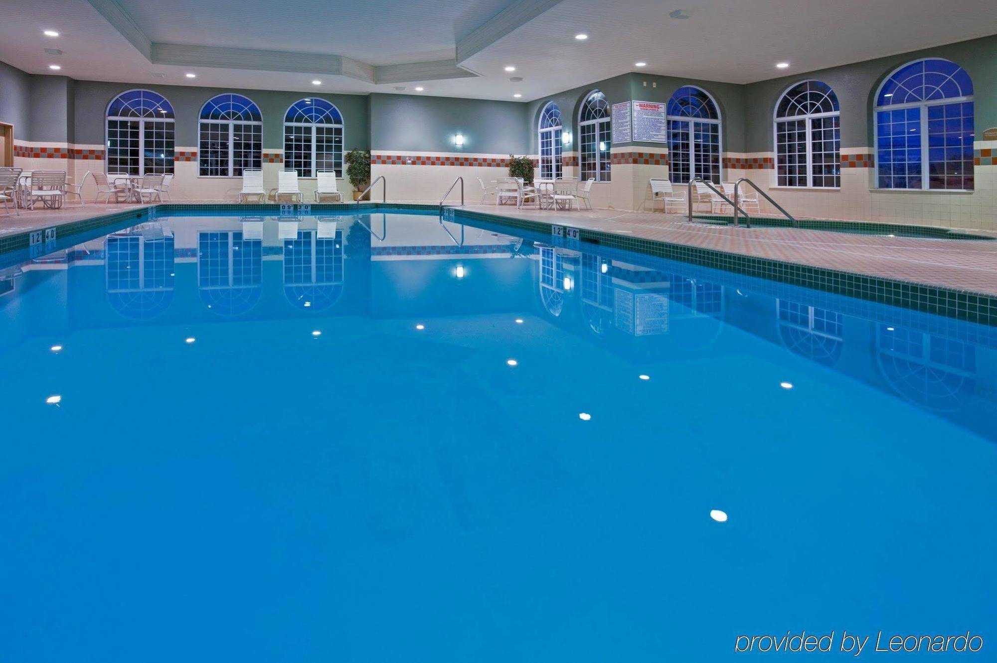 Holiday Inn Milwaukee Airport By Ihg Einrichtungen foto
