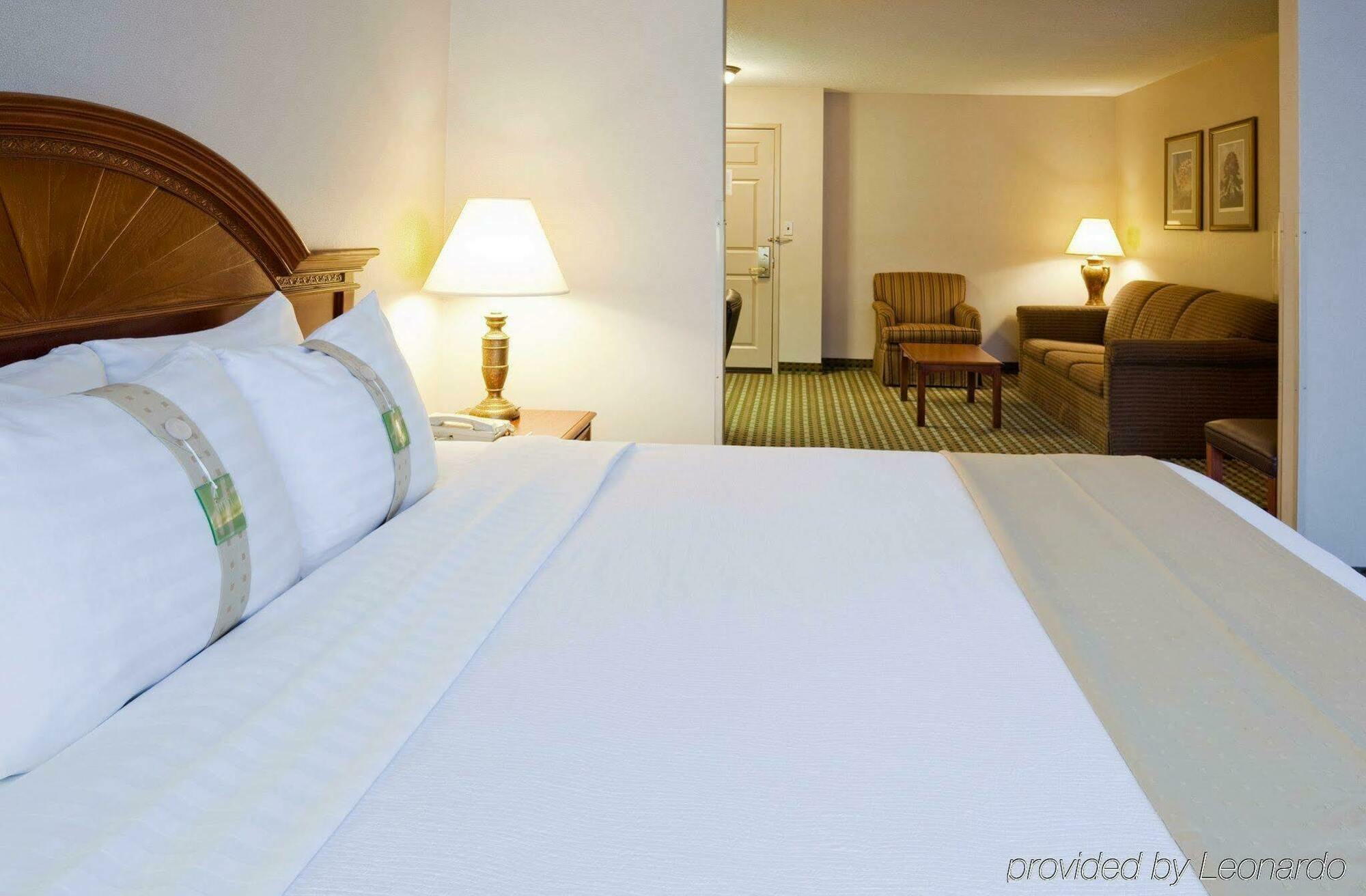 Holiday Inn Milwaukee Airport By Ihg Exterior foto